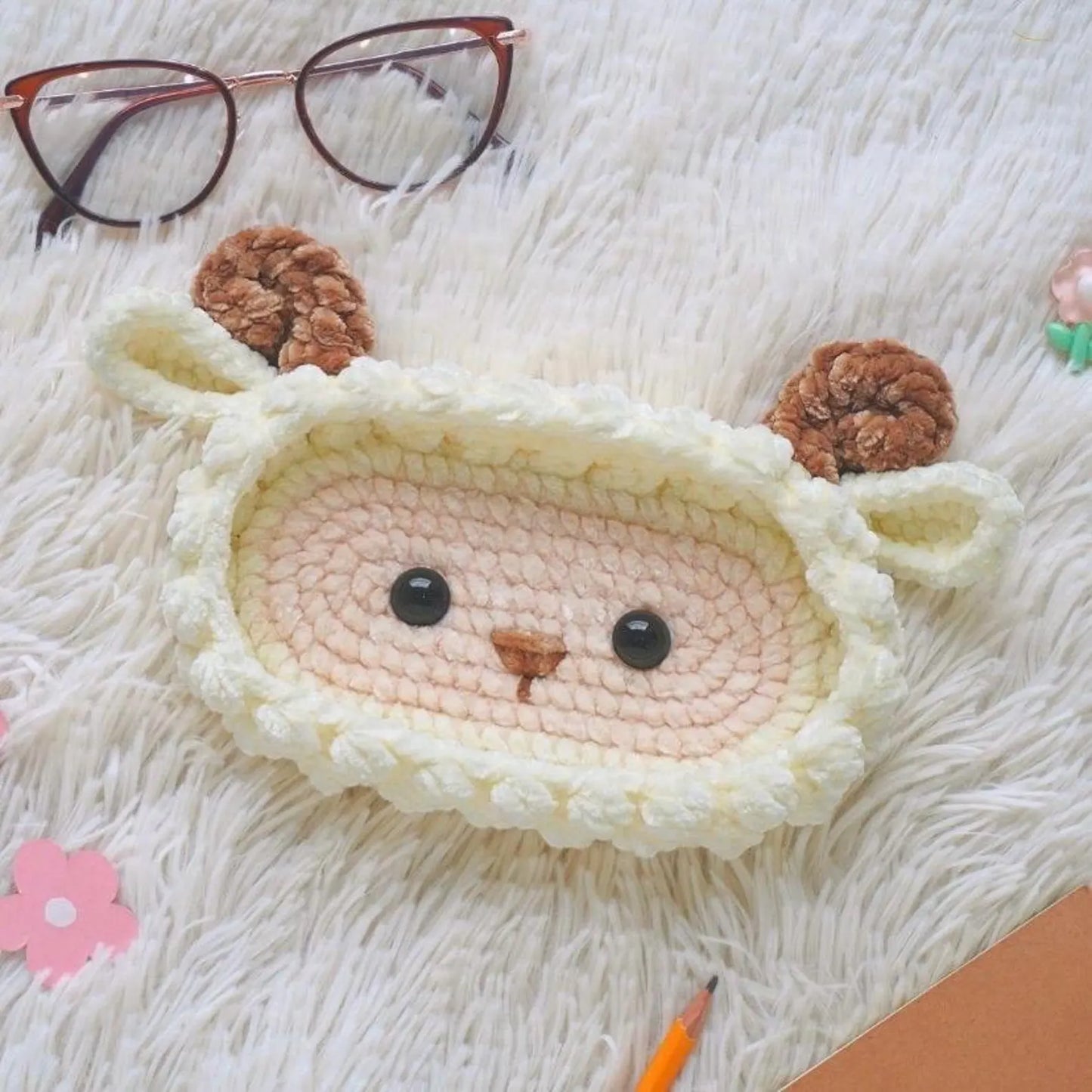 Sheep Eyeglasses Holder Crochet Pattern - My Crafty