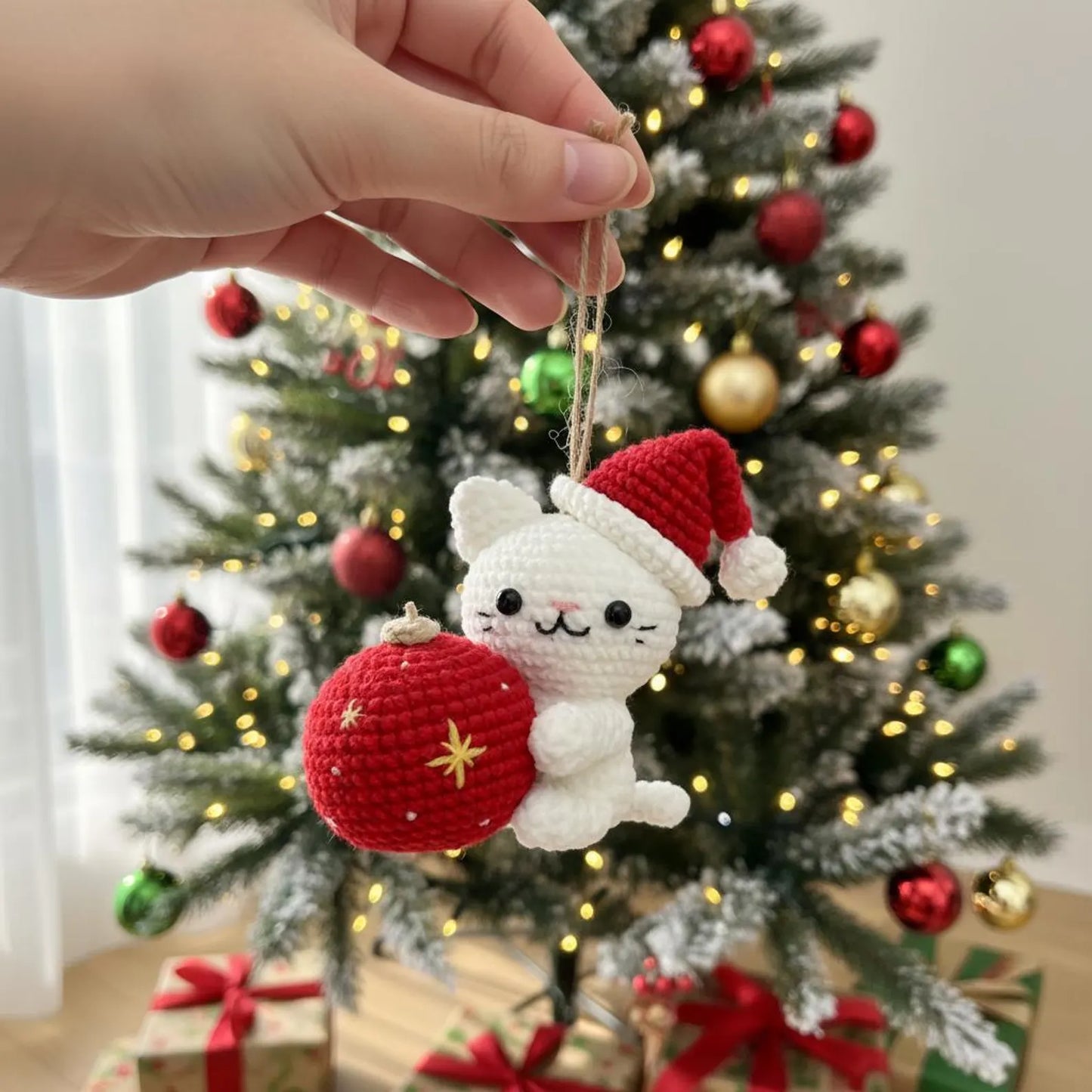 Christmas Cat and Ball Crochet PDF Pattern - My Crafty